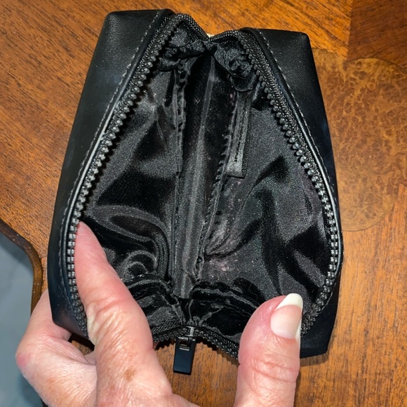 YSL  Beaute Bag  Black/gold vinyl lined in black nylon  YSL gold foil front logo - Picture 4 of 13